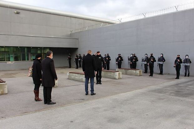 Ministar Josip Grubeša u posjeti novom državnom zatvoru, zastave nema