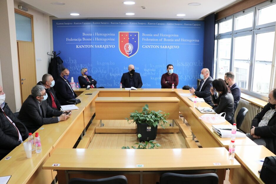 Sastanak Adnana Štete sa načelnicima dvije sarajevske općine i saradnicima