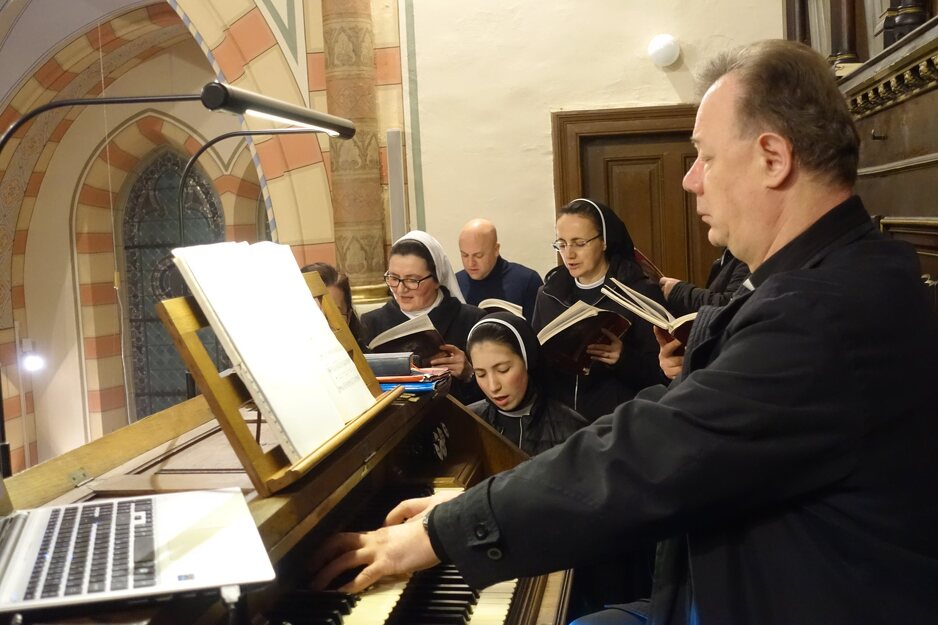 Misa u sarajevskoj Katedrali za preminule od korone (Foto: Biskupska konferencije BiH)