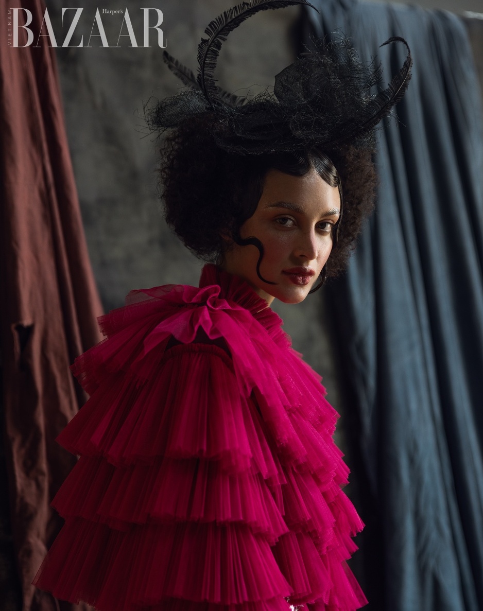 Alina Kozyrka u kreaciji Kaftan studija (Foto: Facebook)