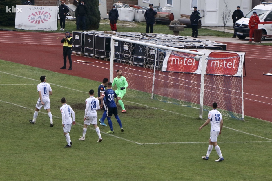 Trenutak kada je Brkić pogodio za vodstvo domaćih (Foto: A. K./Klix.ba)