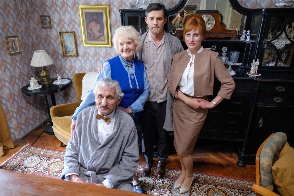 Mirjana Bohanec, Živko Ančić, Csilla Barath Bastaić i Otokar Levaj na snimanju serije