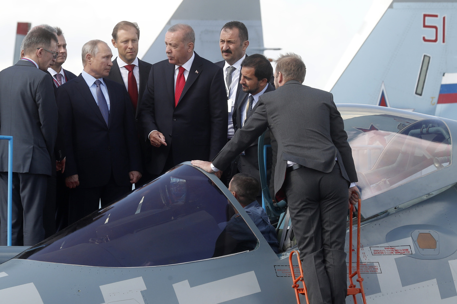 Erdogan od ranije upoznat sa kvalitetom ruskih aviona (Foto: EPA-EFE)