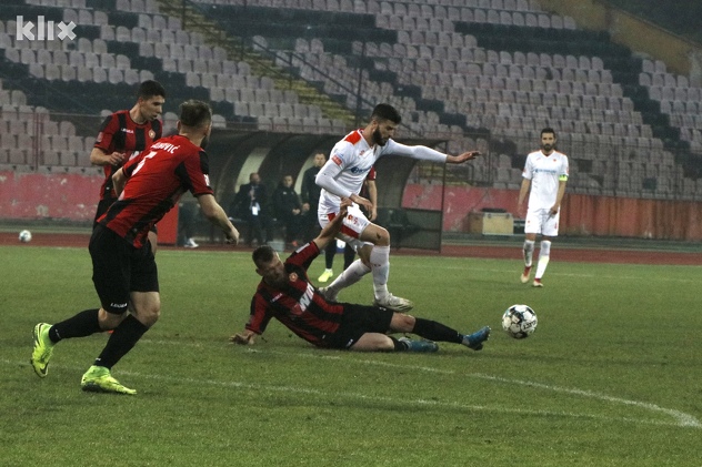 Sloboda - Velež 1:2 (Foto: A. K./Klix.ba)