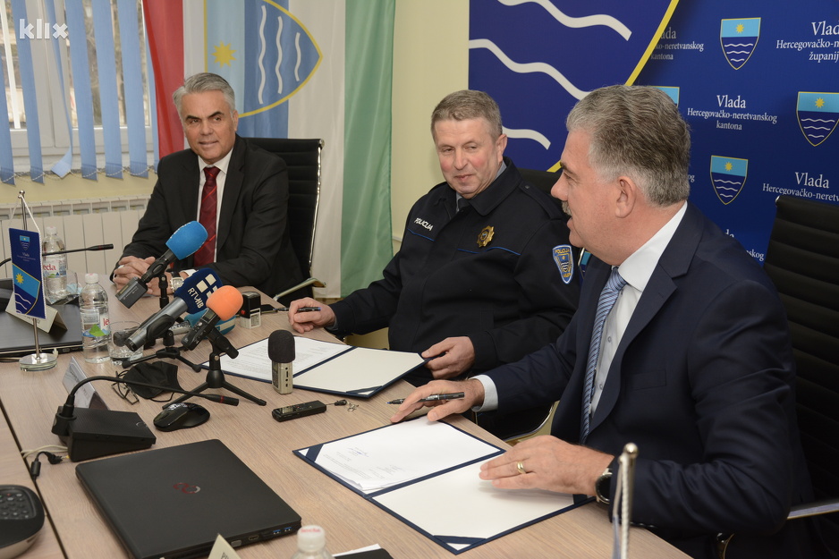 Potpisivanje klektivnog ugovora u Mostaru (Foto: G. Š./Klix.ba)
