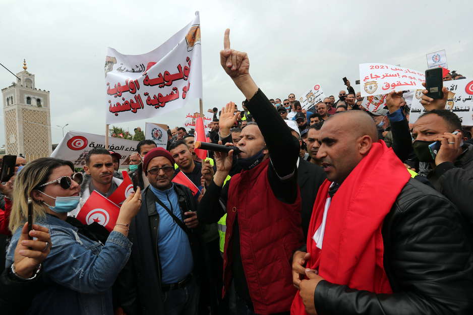 Sve češći protesti u Tunisu (Foto: EPA-EFE)