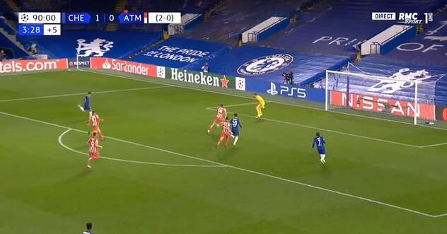 Trenutak kada je Emerson pogodio za 2:0