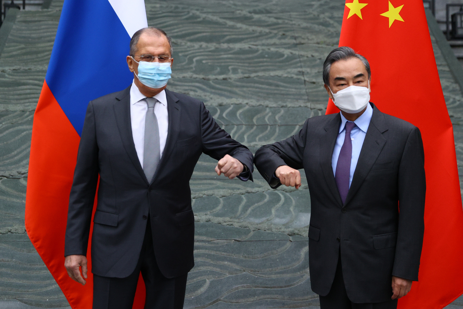 Rusija i Kina pod pritiskom sankcija Zapada (Foto: EPA-EFE)