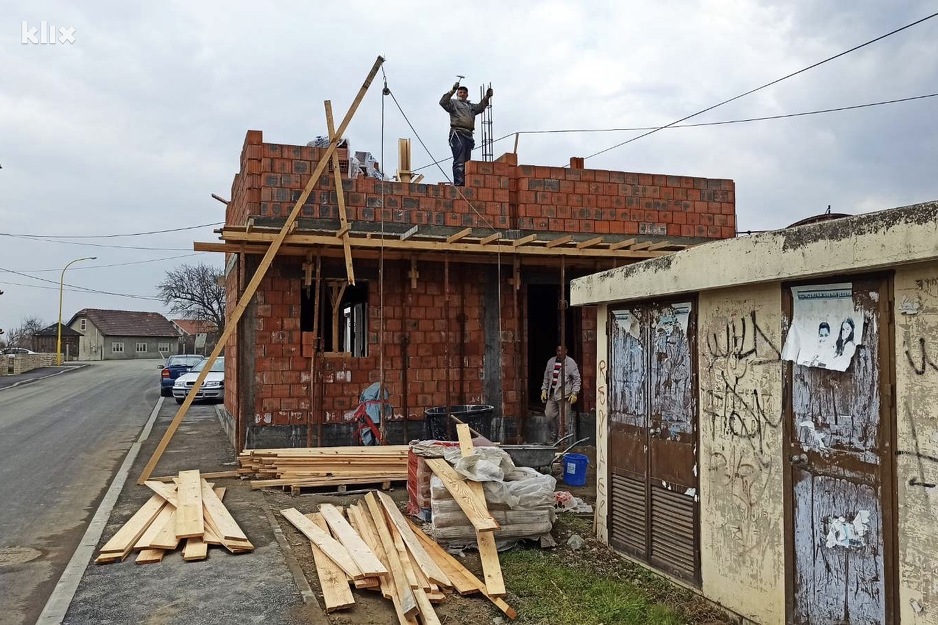 Budući objekt Dječije javne kuhinje u Lukavcu (Foto: Klix.ba)
