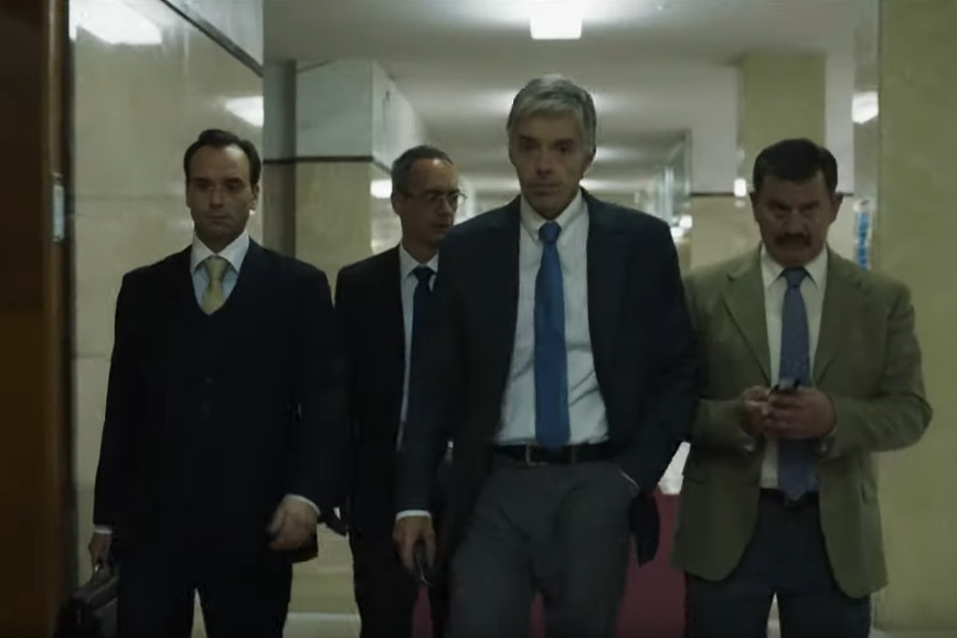 Uliks Fehmiu kao Zoran Đinđić