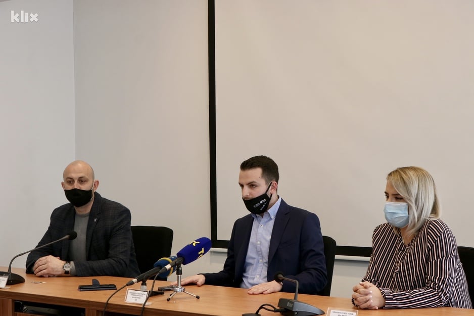 Muratović, Berbić i Čatibušić na konferenciji za medije (Foto: A. K./Klix.ba)