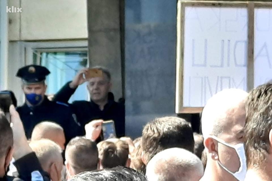 Kukić je na iznenađenje mnogih došao na skup (Foto: Klix.ba)