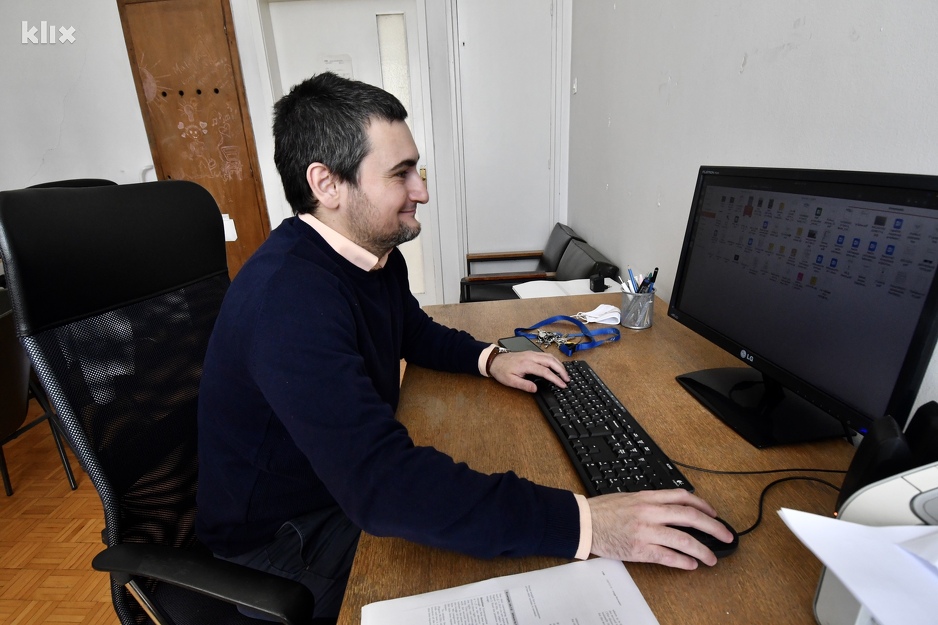 Radi na formiranju Centra za kompjutacione nauke (Foto: T. S./Klix.ba)