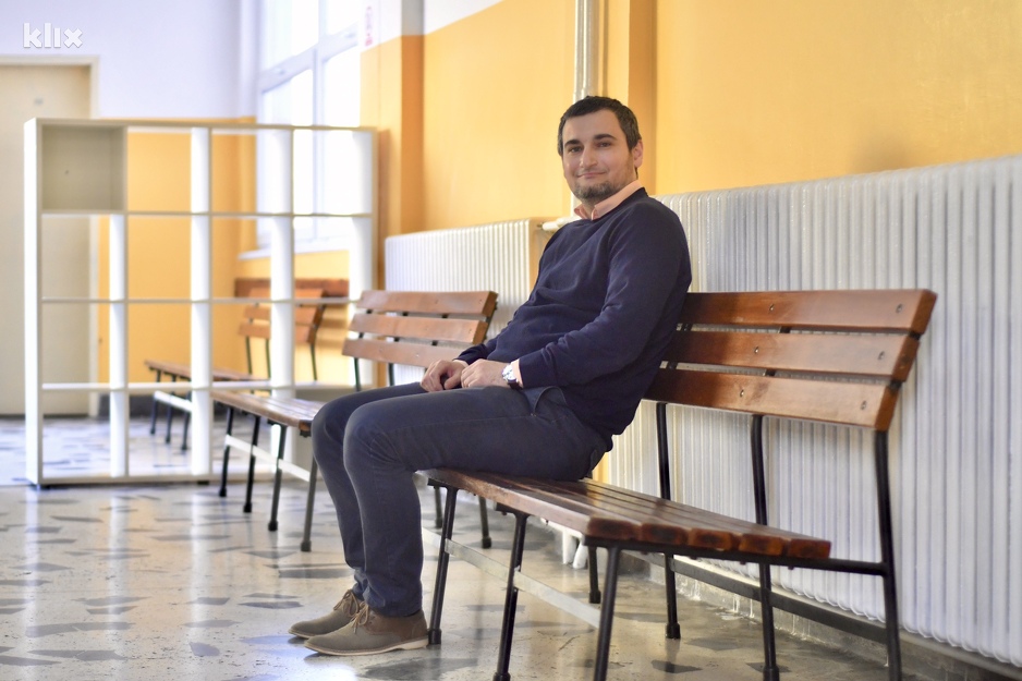 Za njega ne postoji zamjena za nastavu u učionici (Foto: T. S./Klix.ba)