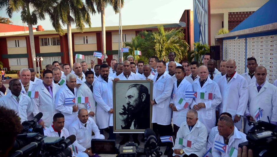Kubanski doktori na početku pandemije u Italiji (Foto: EPA-EFE)