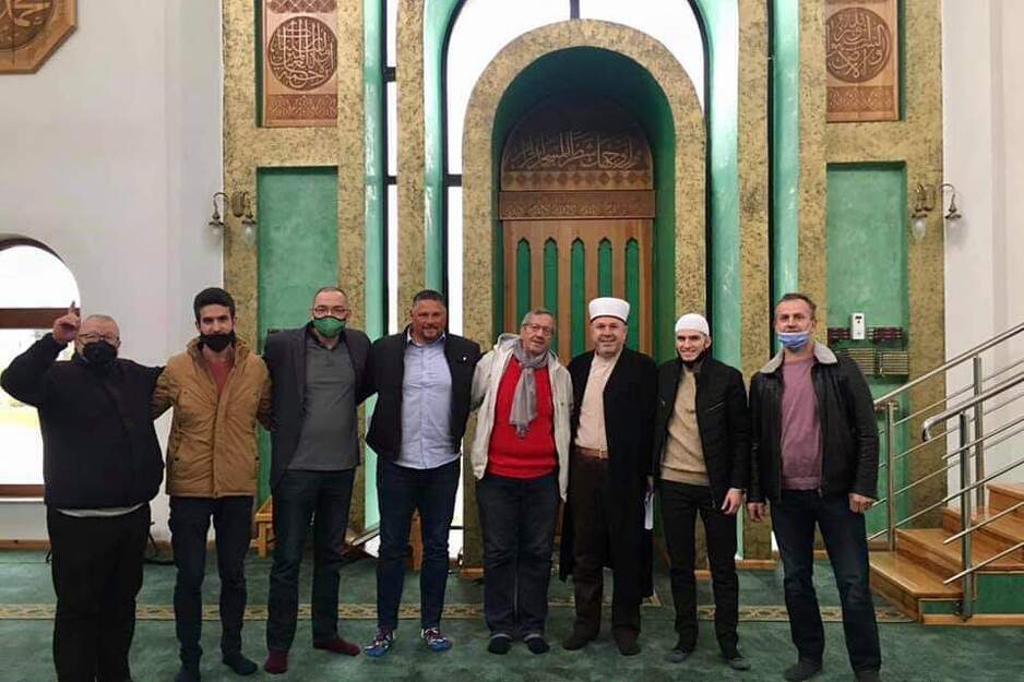 Bratić vrhbosanskog nadbiskupa Vinka Puljića prešao na islam, odabrao ime Emir 210418029.3_xl