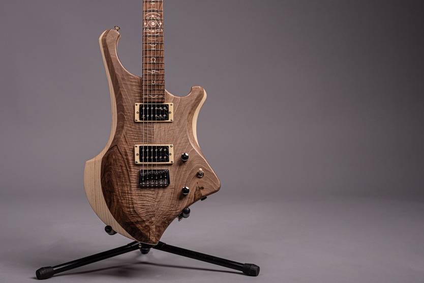 Abdić je do sada napravio preko 40 instrumenata