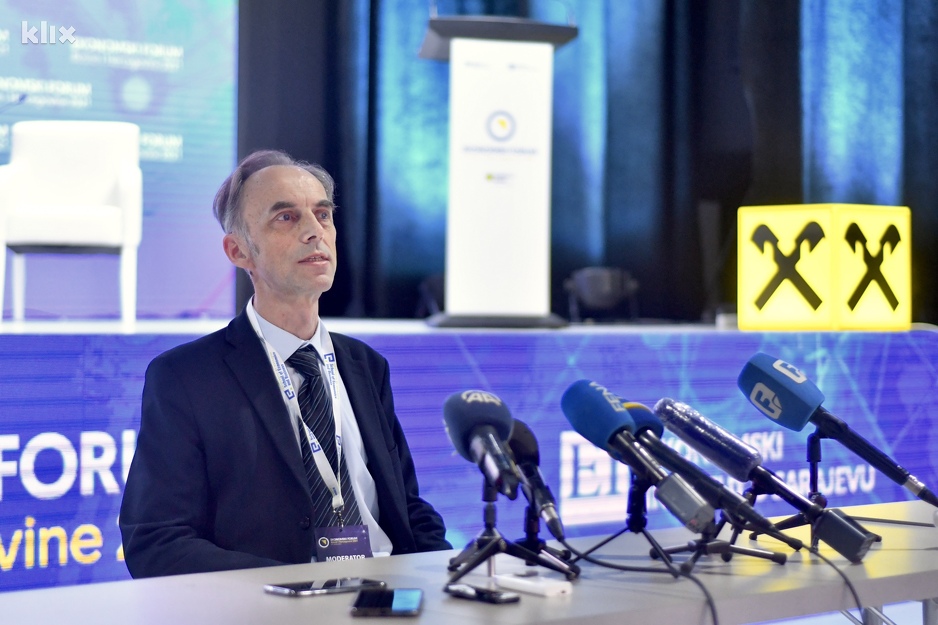 Fikret Čaušević profesor na Ekonomskom fakultetu Univerziteta u Sarajevu (Foto: T. S./Klix.ba)