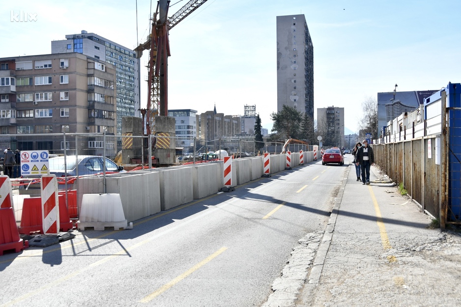 Prostor oko gradilišta garaže u martu ove godine (Foto: D. S./Klix.ba)