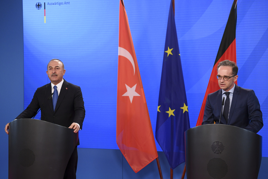 Cavusoglu i Maas nakon sastanka (Foto: EPA-EFE)