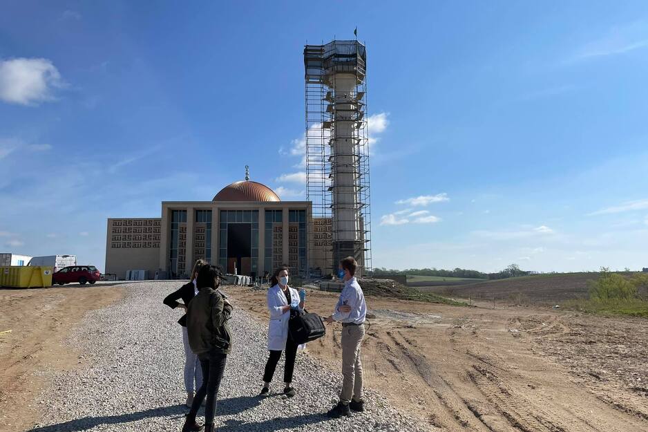 Neobično mjesto za vakcinaciju (Foto: Facebook)