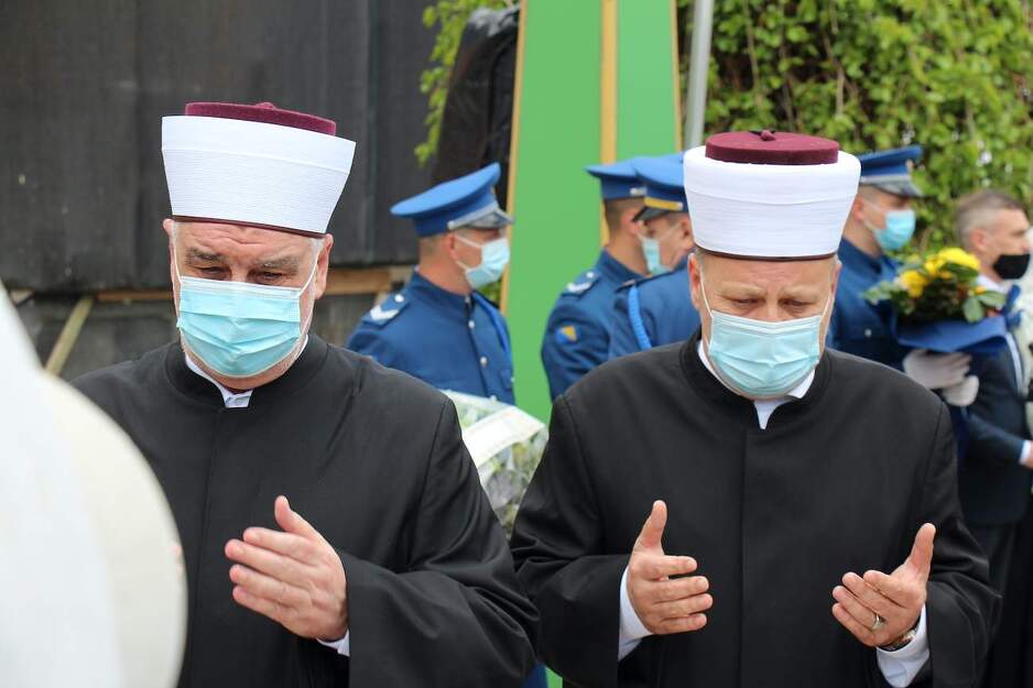 Husein ef. Kavazović - sa lijeve strane (Foto: MINA)
