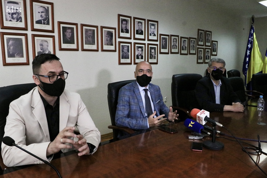 Jurić, Čekrez i Imamović zajednički sastanak su održali u Tuzli (Foto: A. K./Klix.ba)