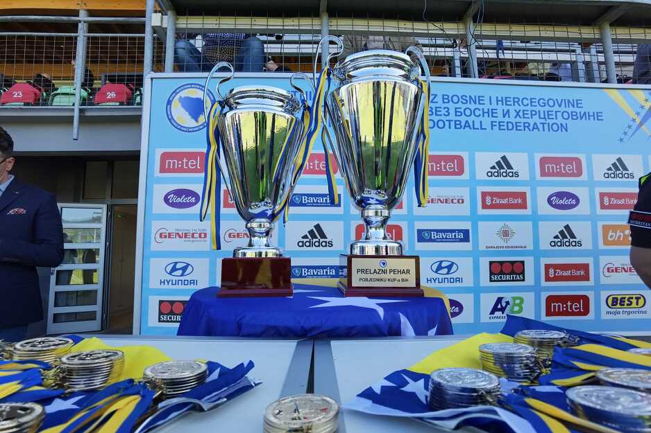 Spreman je pehar za pobjednika Kupa BiH u nogometu za sezonu 2020/2021