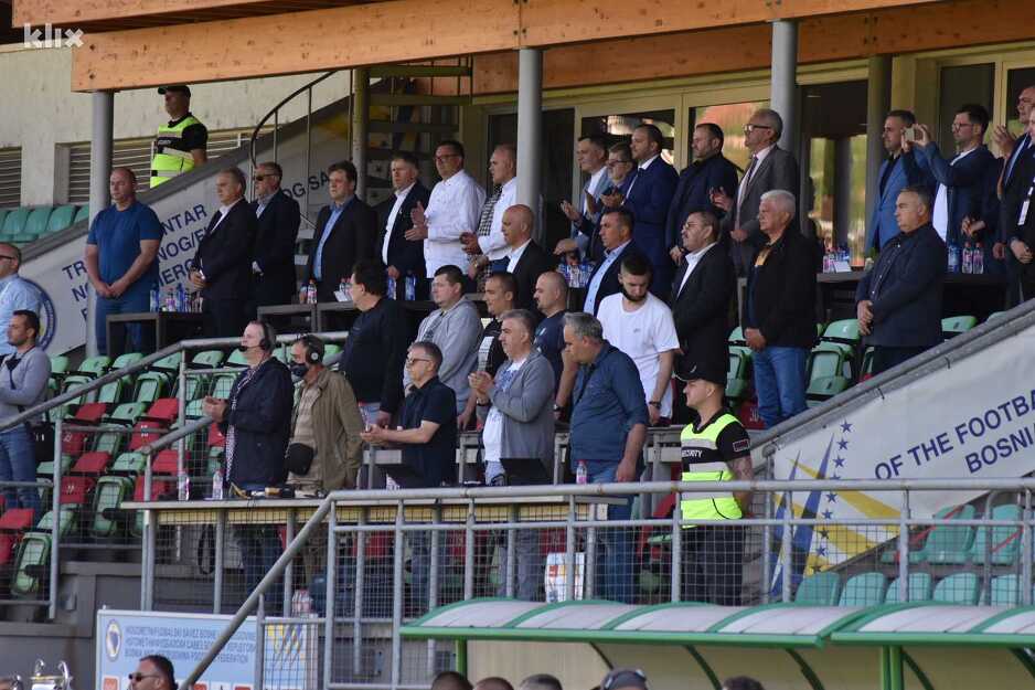 Himna Bosne i Hercegovine uoči utakmice finala Kupa