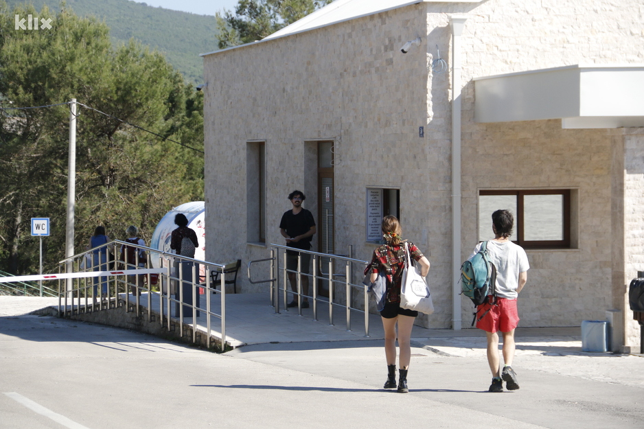Kompleks uz vodopad Kravica (Foto: G. Š./Klix.ba)
