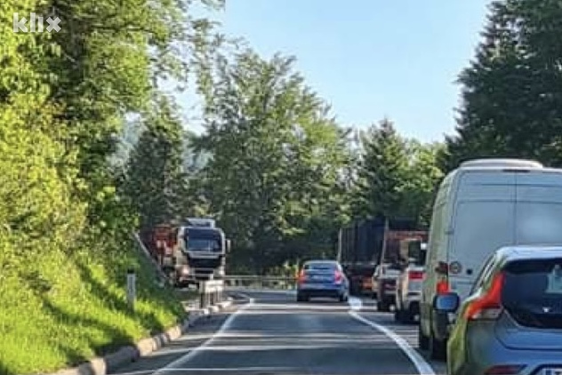 Izbjegao je direktan sudar s kamionom (Foto: Čitatelj)