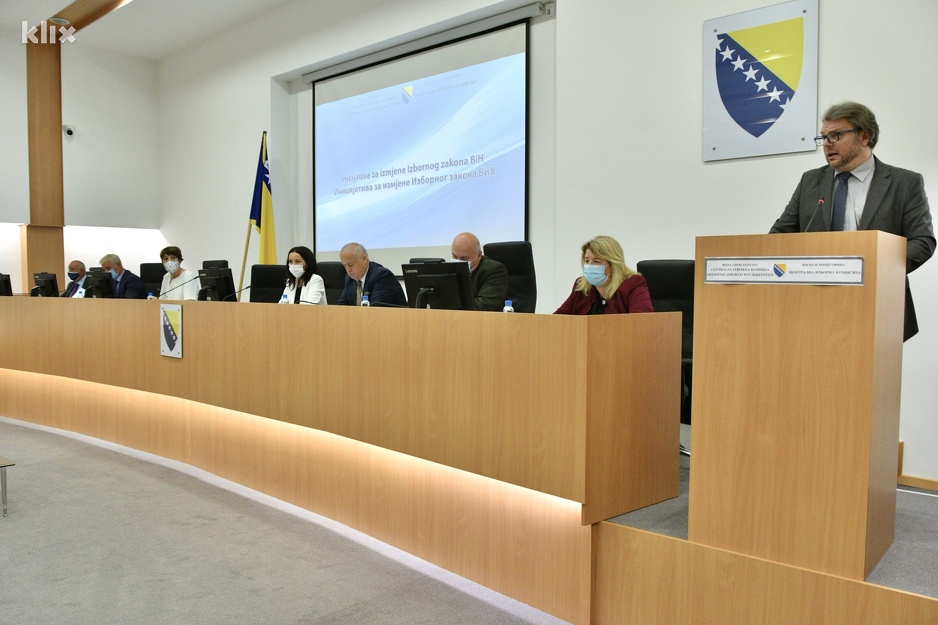 CIK predstavio svoje prijedloge za izmjene i dopune Izbornog zakona (Foto: I. Š./Klix.ba)