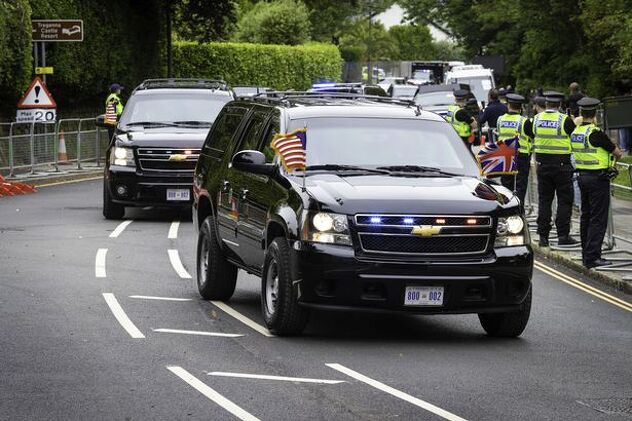 Kolona vozila Joe Bidena (Andy Barton/SOPA)