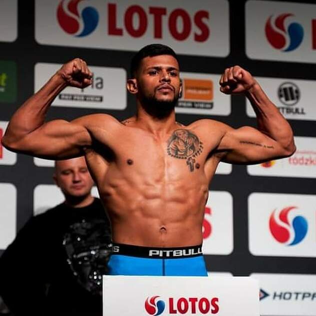 Edgar Davalos