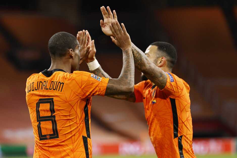Georginio Wijnaldum i Memphis Depay (Foto: EPA-EFE)