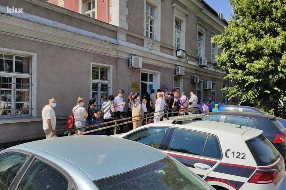 MUP zamolio građane za strpljenje i razumijevanje (Foto: Klix.ba)