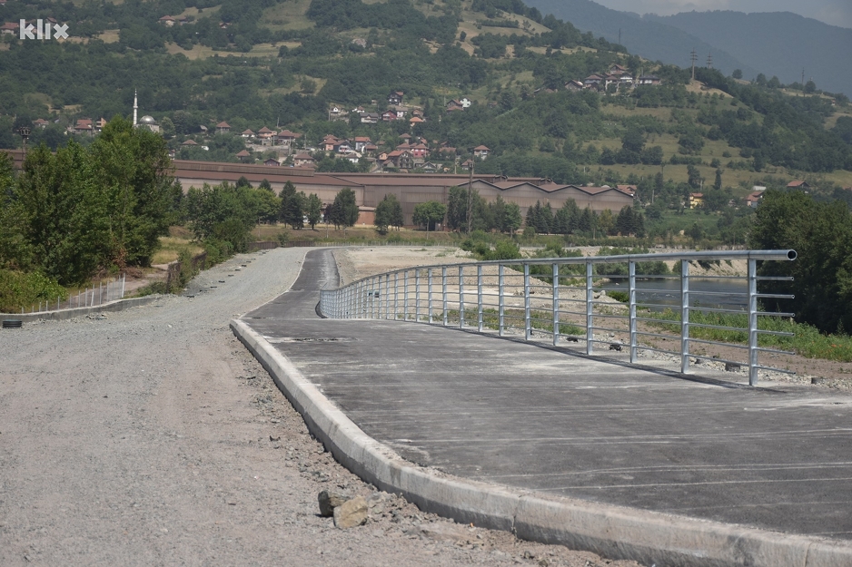 U toku radovi na izgradnji biciklističko-pješačke ceste (Foto: E. M./Klix.ba)