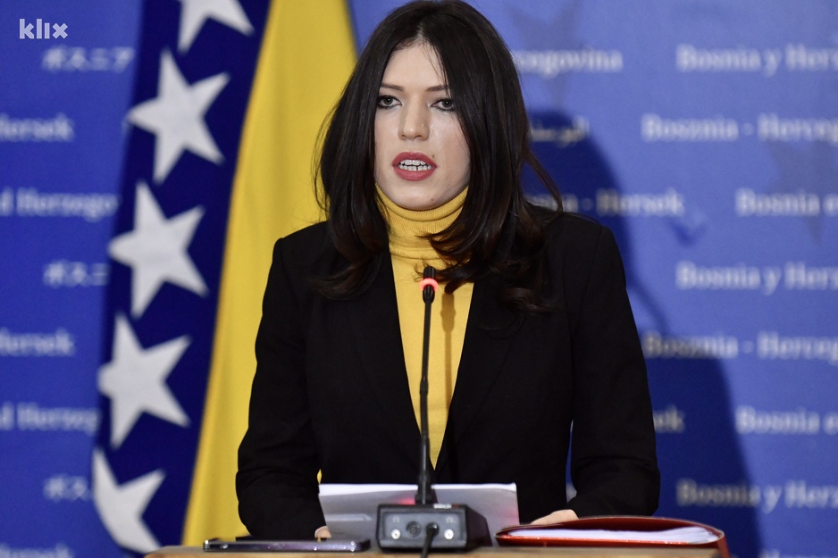 Sanja Vulić ispred SNSD-a uputila prijedlog o formiranju komisije (Foto: T. S./Klix.ba)
