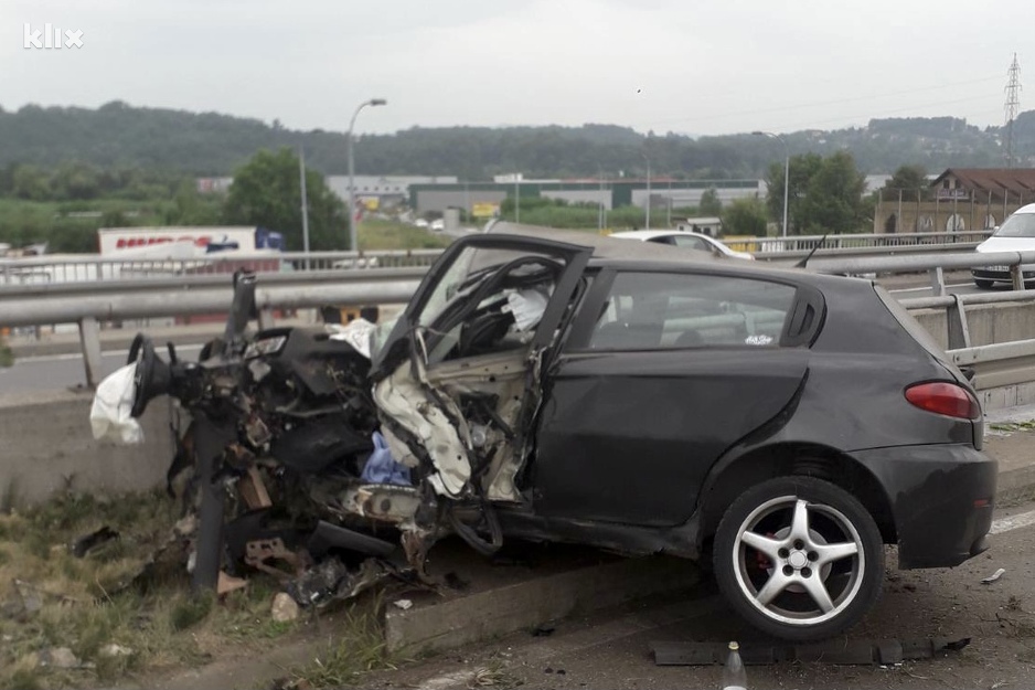 Povrijeđene osobe su se nalazile u automobilu (Foto: Čitatelj)
