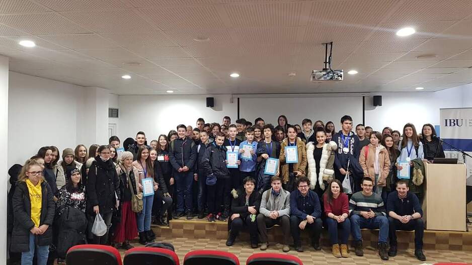 Beširević: Poremetio se pojam odličnog učenika