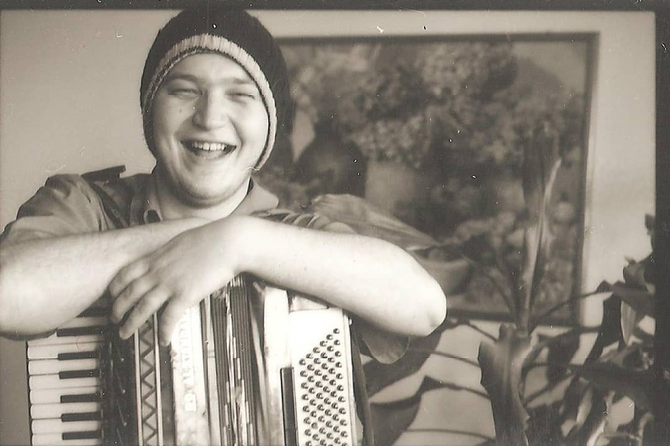 Edo Maajka 2001. godine (Foto: Instagram)