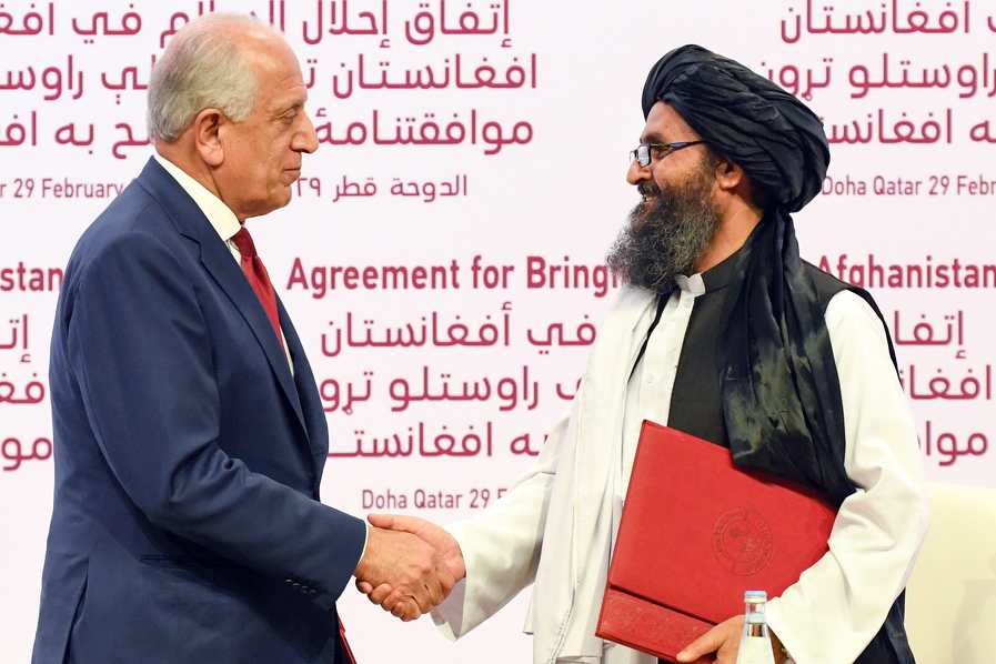 Baradar tokom mirovnih pregovora u Dohi (Foto: EPA-EFE)