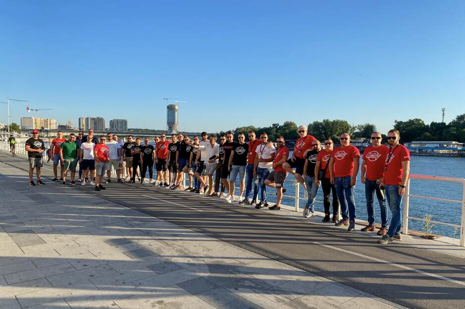 Učesnici HFPLUS Rallyja učestvovali u humanitarnoj akciji (Foto: Hifa Petrol)