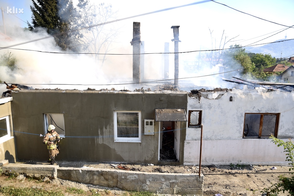 Ogromna šteta na objektima (Foto: D. S./Klix.ba)