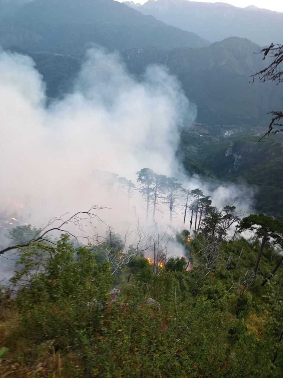 Požar u Konjicu (Foto: Klix.ba)