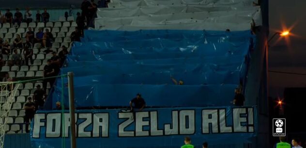 Koreografija gostujućih navijača istaknuta na startu drugog dijela