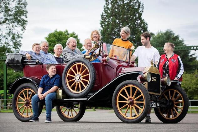 Harold Baggott i njegova porodica (Foto: Drivetribe)