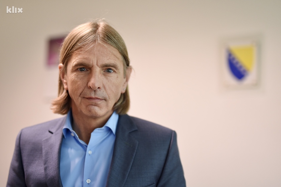 Kojović: Žao mi je što ministri nisu otišli na Zetru i vakcinisali se (Foto: D. S./Klix.ba)
