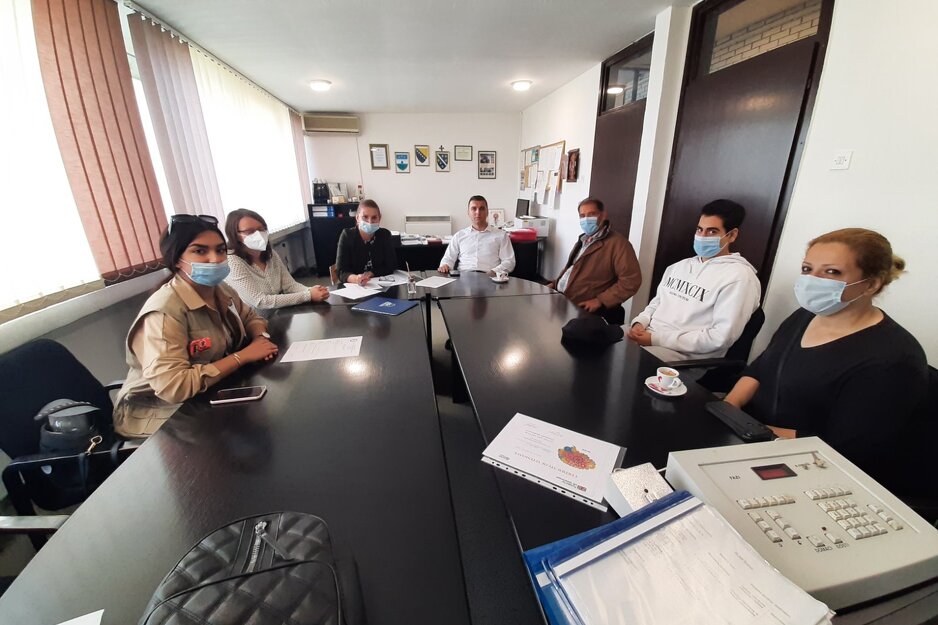 Dječak u školi (Foto: Save the Children)