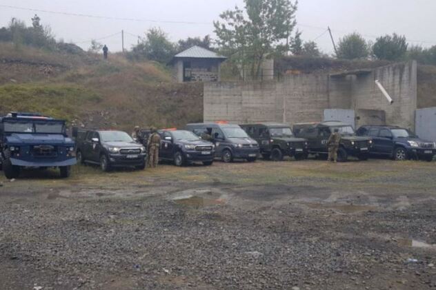 Pripadnici KFOR-a stigli na Jarinje (Foto: Kosovo online)